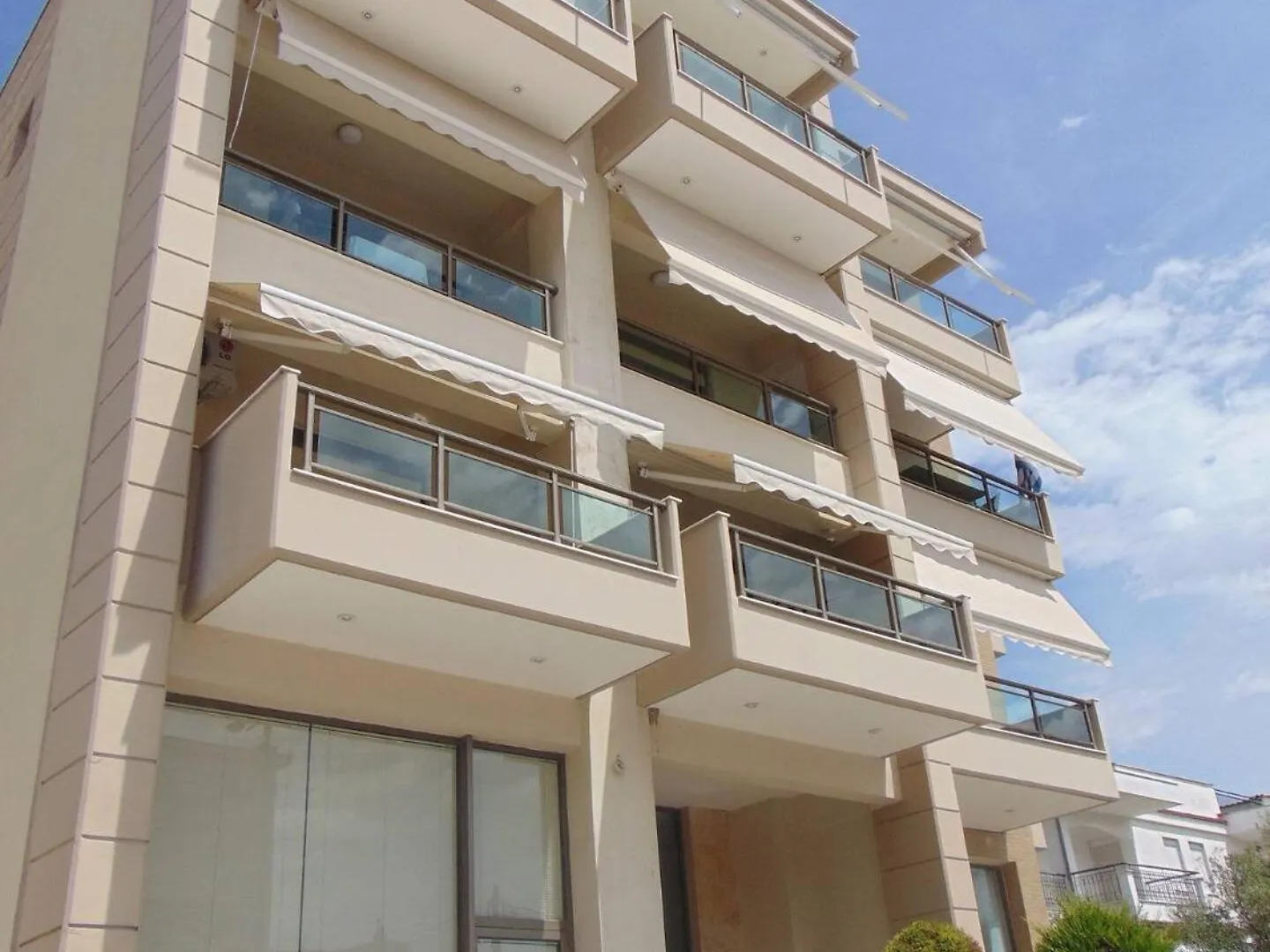 Cozy Apartment In Neoi Epivates 2 Peraia